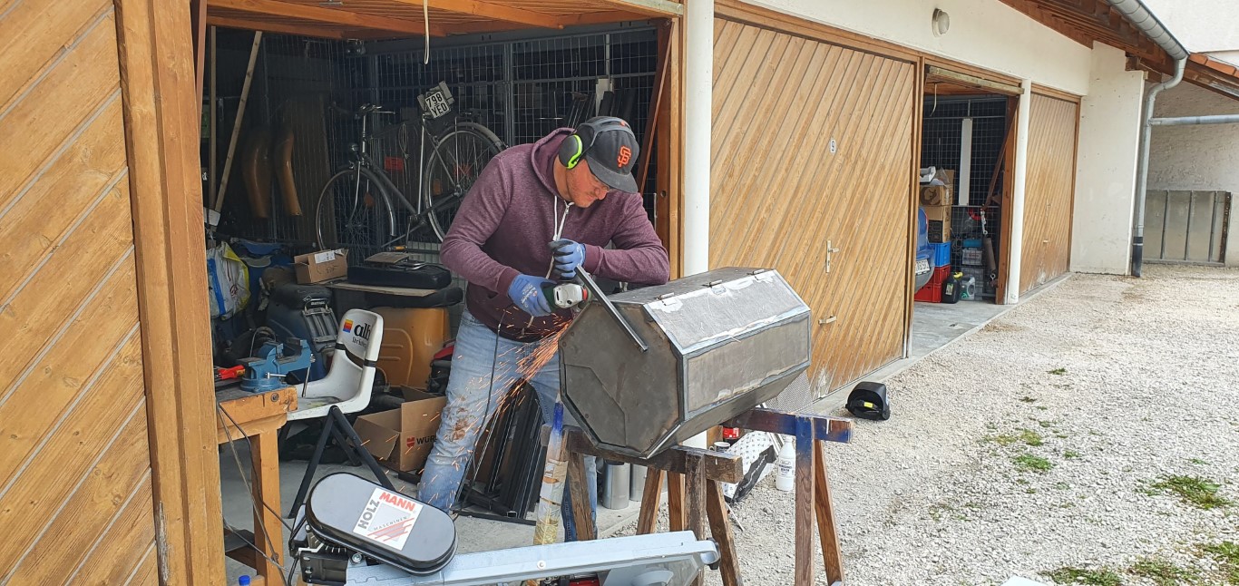 Step 4: Using an angle grinder to cut out the lid